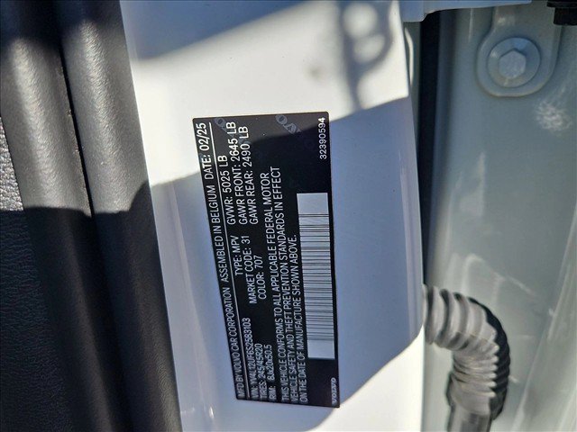 Used 2025 Volvo XC40 B5 Ultra w/ Climate Package AWD/4WD image 26
