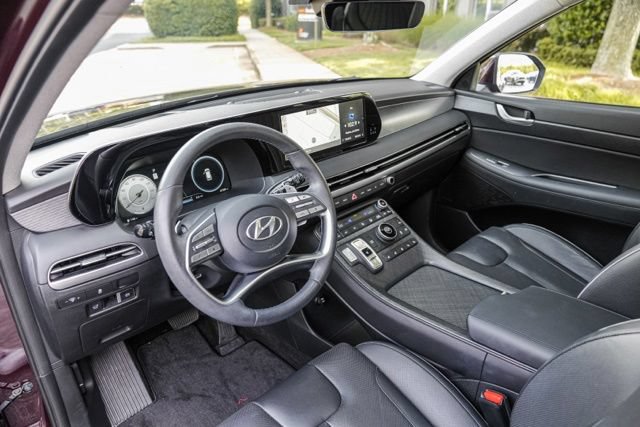 Used 2023 Hyundai Palisade Limited FWD image 22