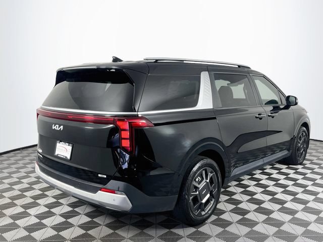 Used 2025 Kia Carnival EX FWD image 8