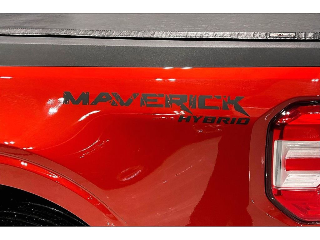 Used 2024 Ford Maverick XL image 10