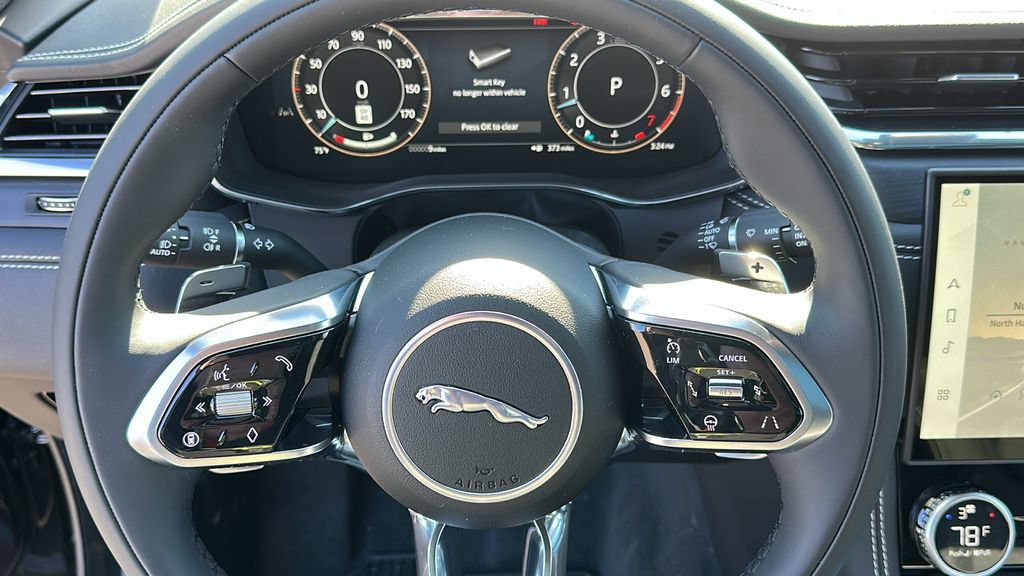 Used 2026 Jaguar F-PACE R-Dynamic S AWD/4WD image 14