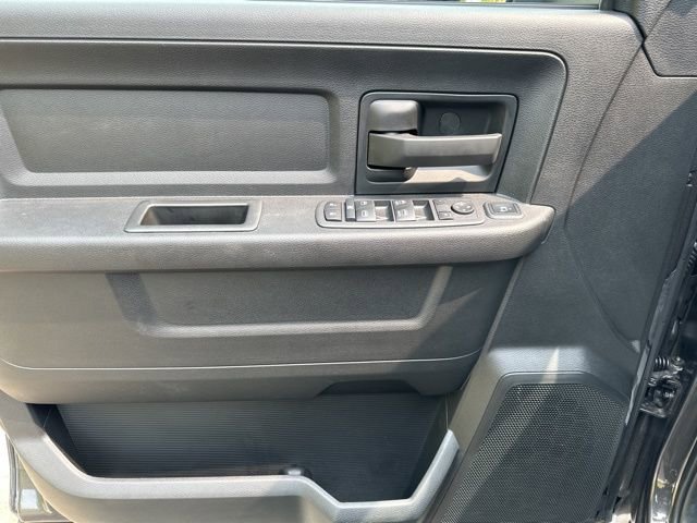 New 2024 RAM 2500 Tradesman w/ Safety Group AWD/4WD image 28