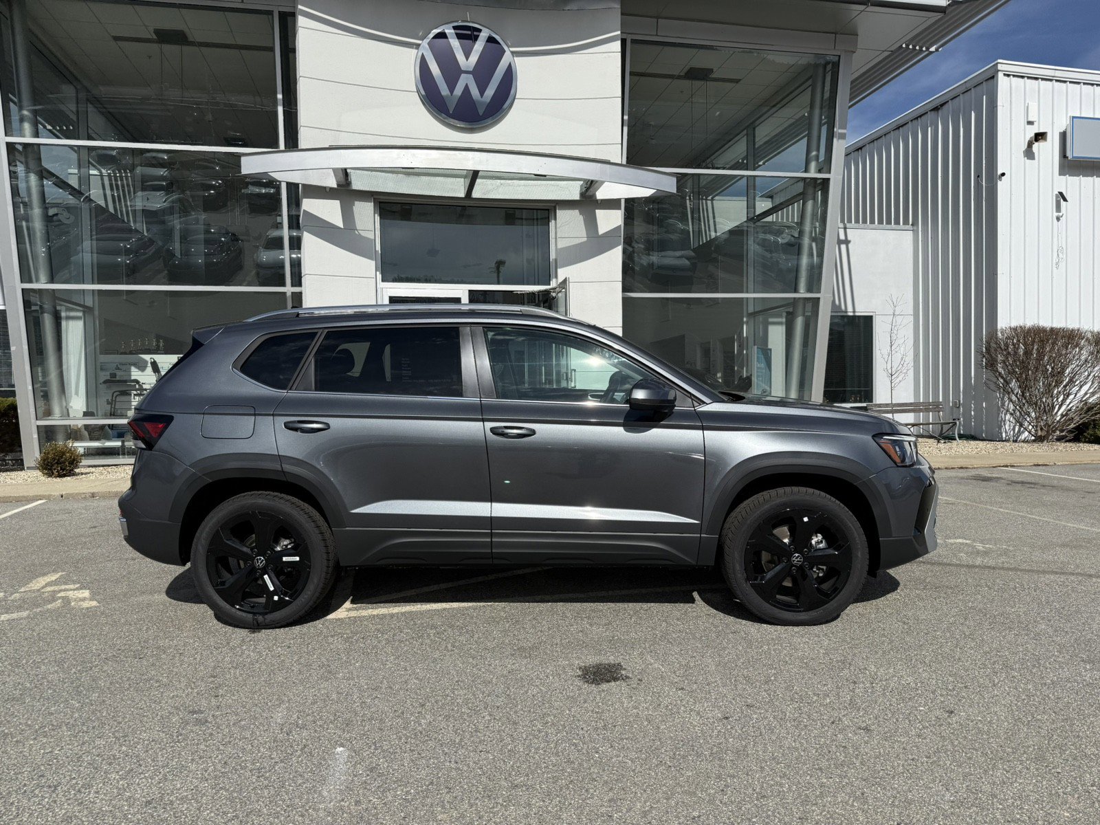 New 2025 Volkswagen Taos SEL image 2