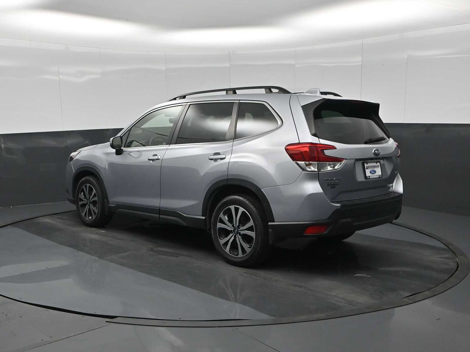 Used 2022 Subaru Forester Limited w/ Popular Package #2 AWD/4WD image 6
