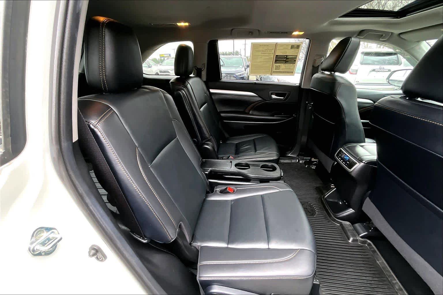 Certified 2019 Toyota Highlander XLE image 19