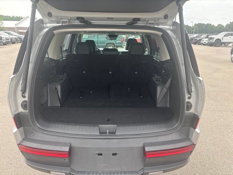 Used 2024 Hyundai Santa Fe SEL FWD image 12