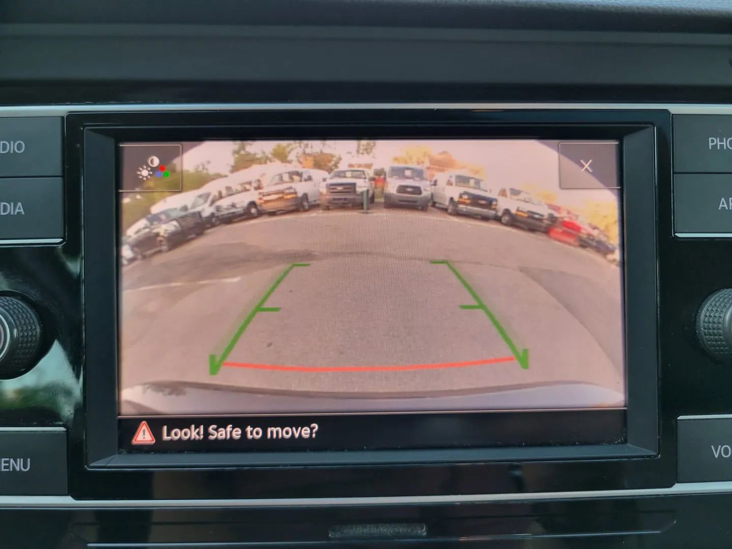 Used 2020 Volkswagen Jetta SE FWD image 10