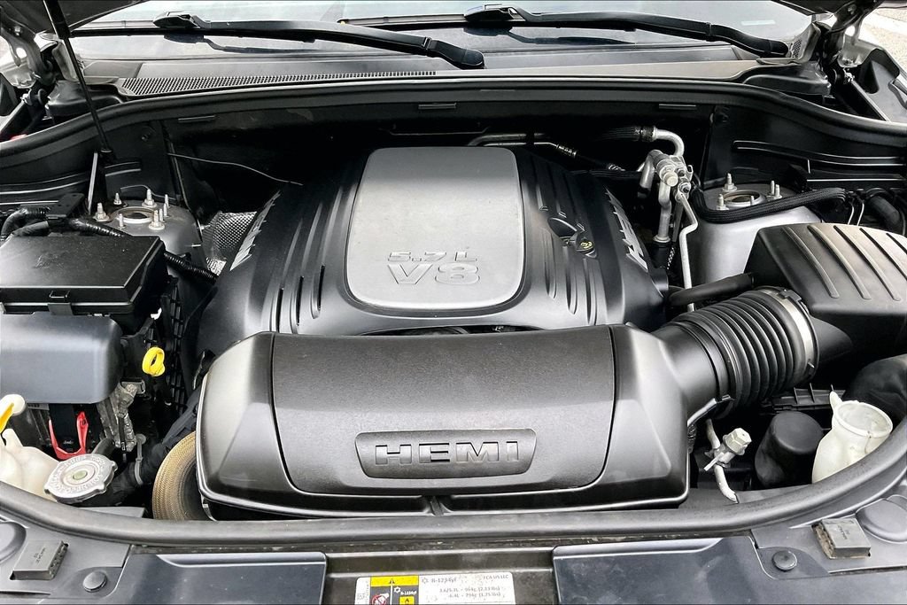 Used 2020 Dodge Durango R/T w/ Blacktop Package AWD/4WD image 10