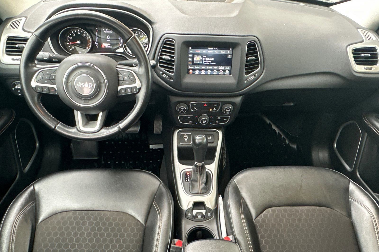 Used 2020 Jeep Compass Latitude image 13