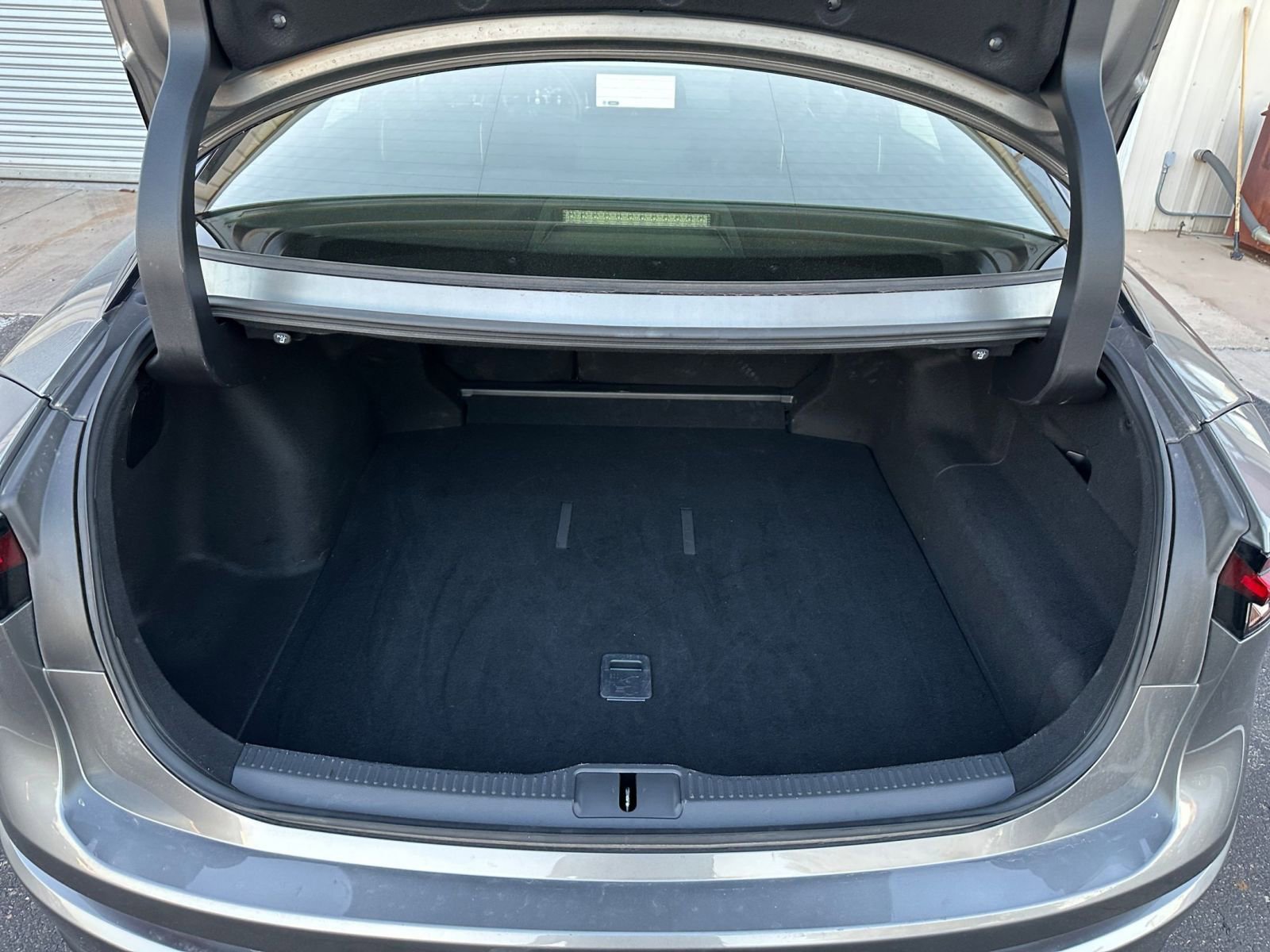 Used 2025 Toyota Crown XLE image 31