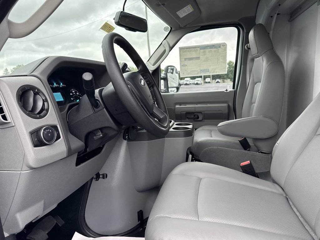 New 2026 Ford E-350 and Econoline 350 Super Duty w/ Power Equipment Group image 33