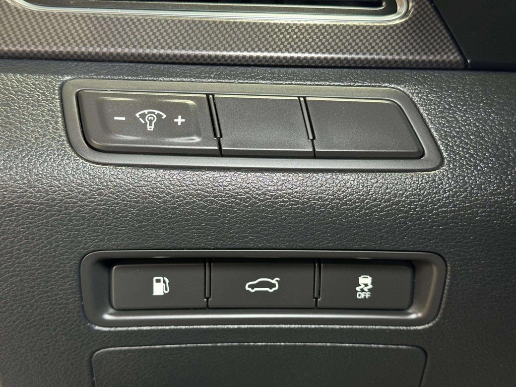 Used 2016 Hyundai Sonata Sport w/ Option Group 1V image 10