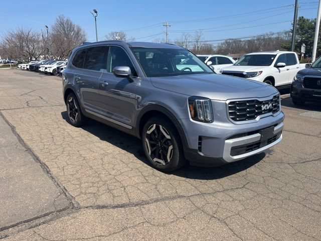 Used 2025 Kia Telluride S AWD/4WD image 25