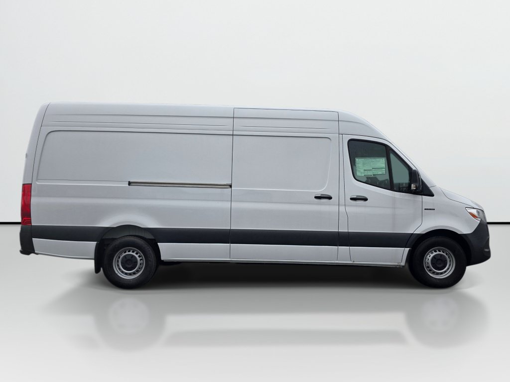 New 2025 Mercedes-Benz eSprinter 170 Cargo image 6