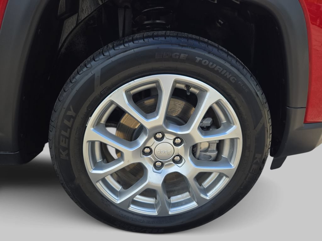 Used 2023 Jeep Compass Latitude AWD/4WD image 38