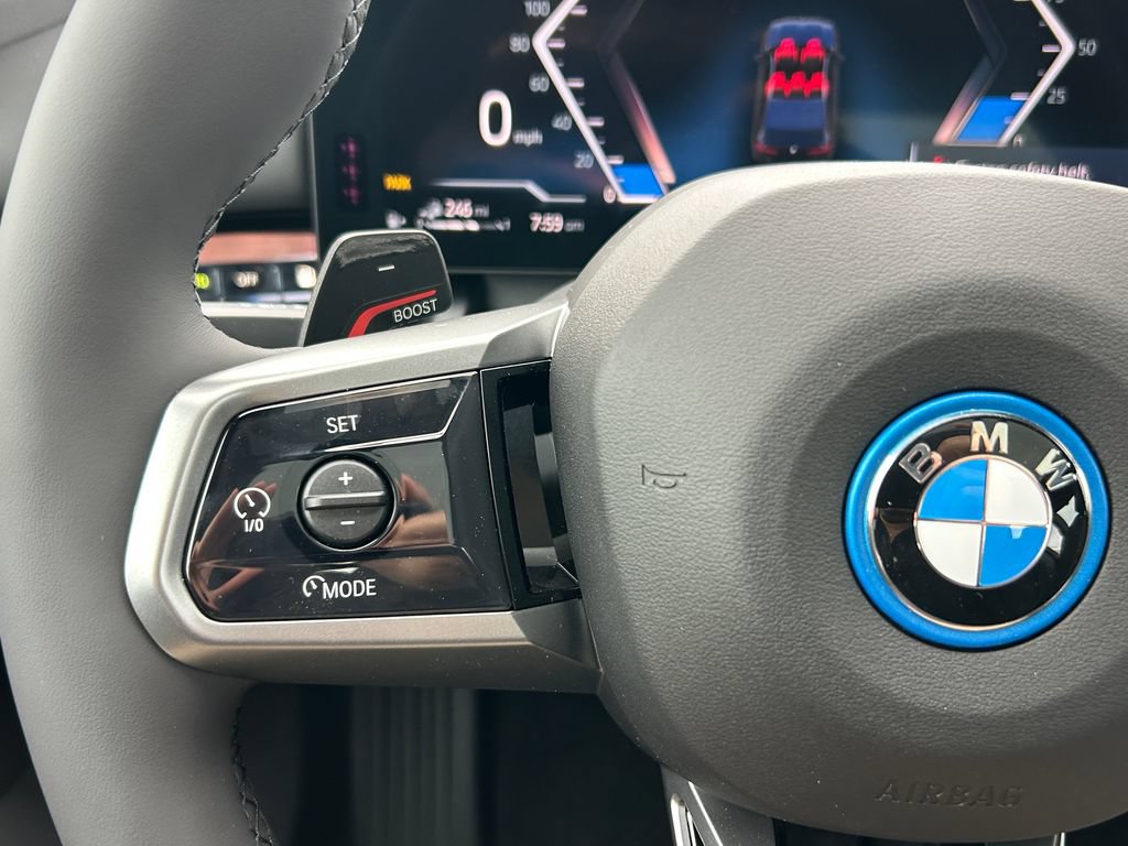 New 2027 BMW 550e xDrive w/ Executive Package AWD/4WD image 19