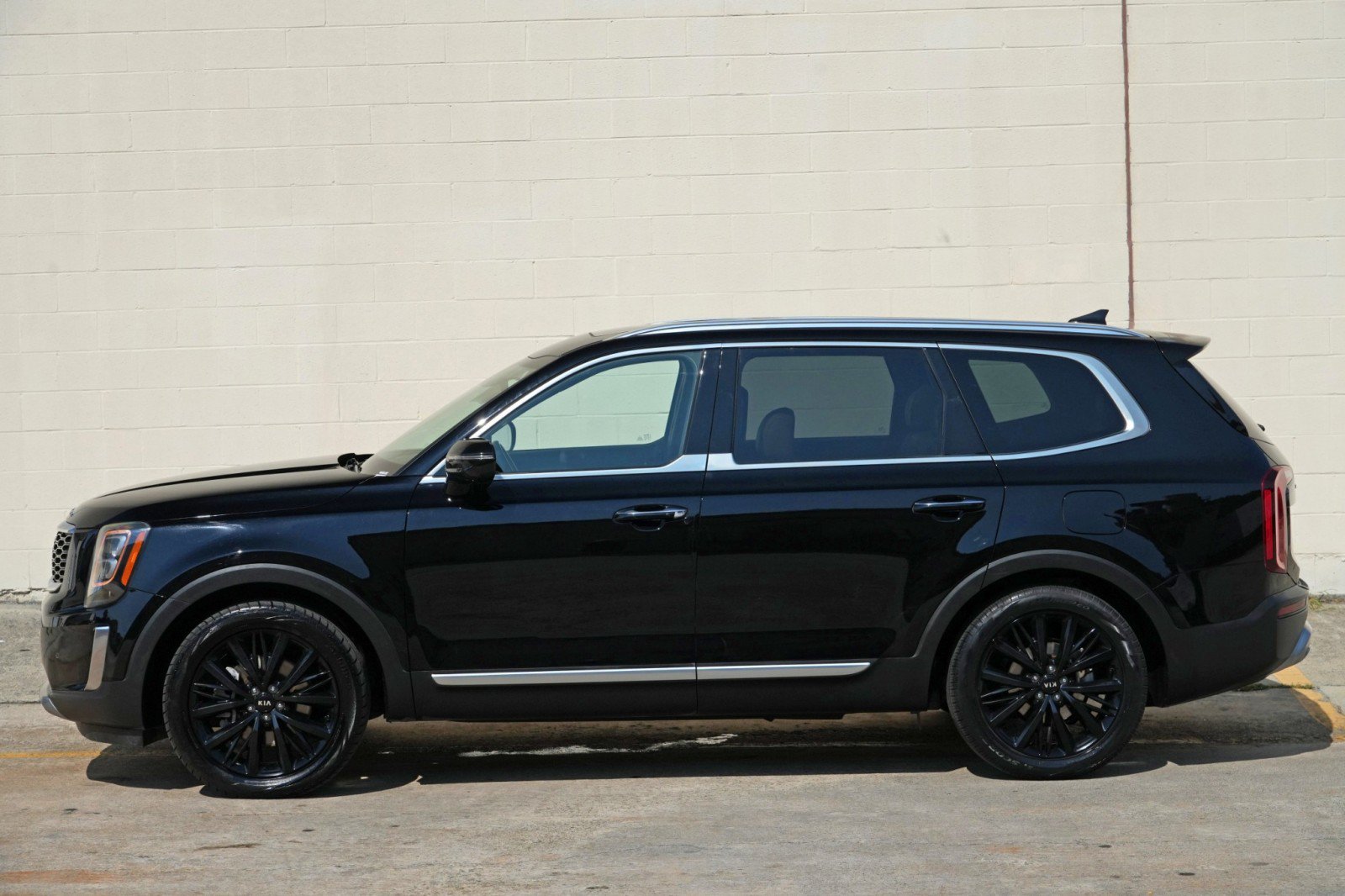 Used 2020 Kia Telluride SX w/ Towing Package FWD image 51