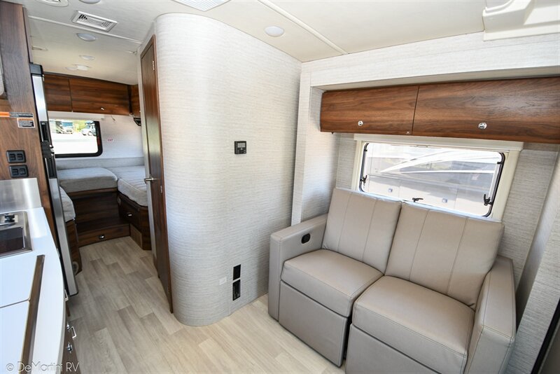 Used 2021 Mercedes-Benz Sprinter 3500 image 5