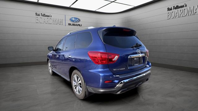 Used 2020 Nissan Pathfinder SV w/ Cargo Package image 8