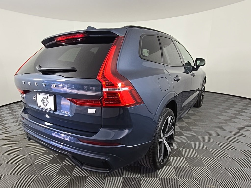 Certified 2024 Volvo XC60 T8 Ultimate image 9