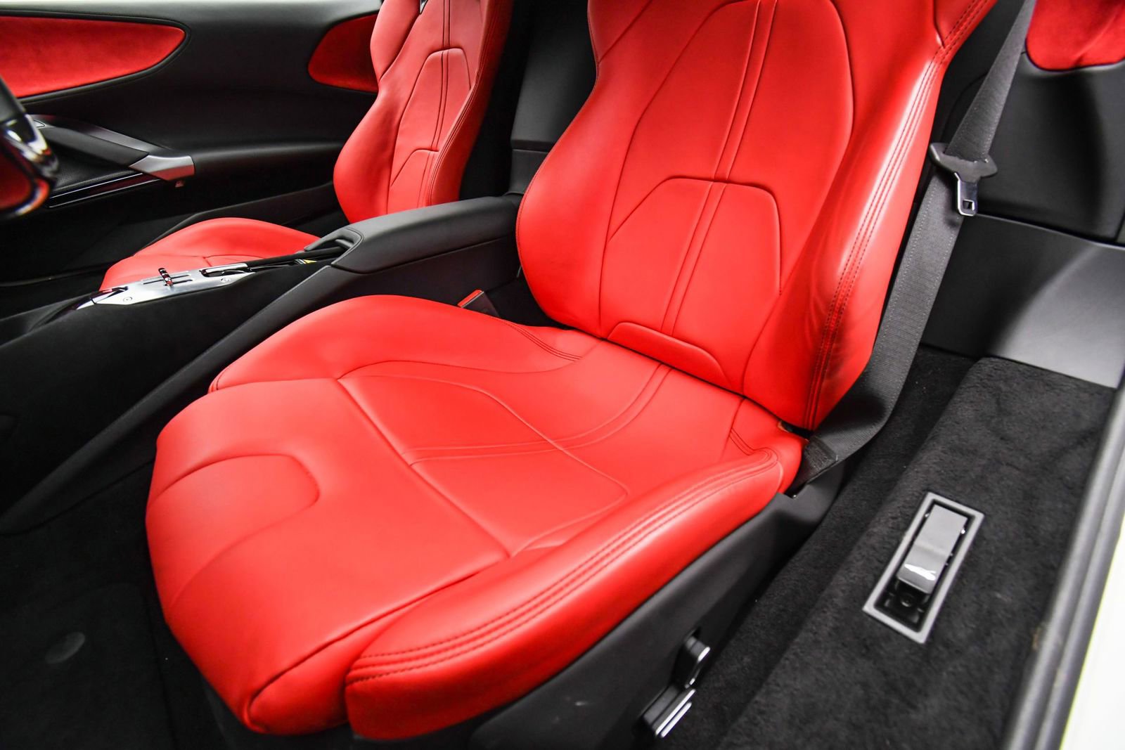 Used 2023 Ferrari SF90 Stradale image 56