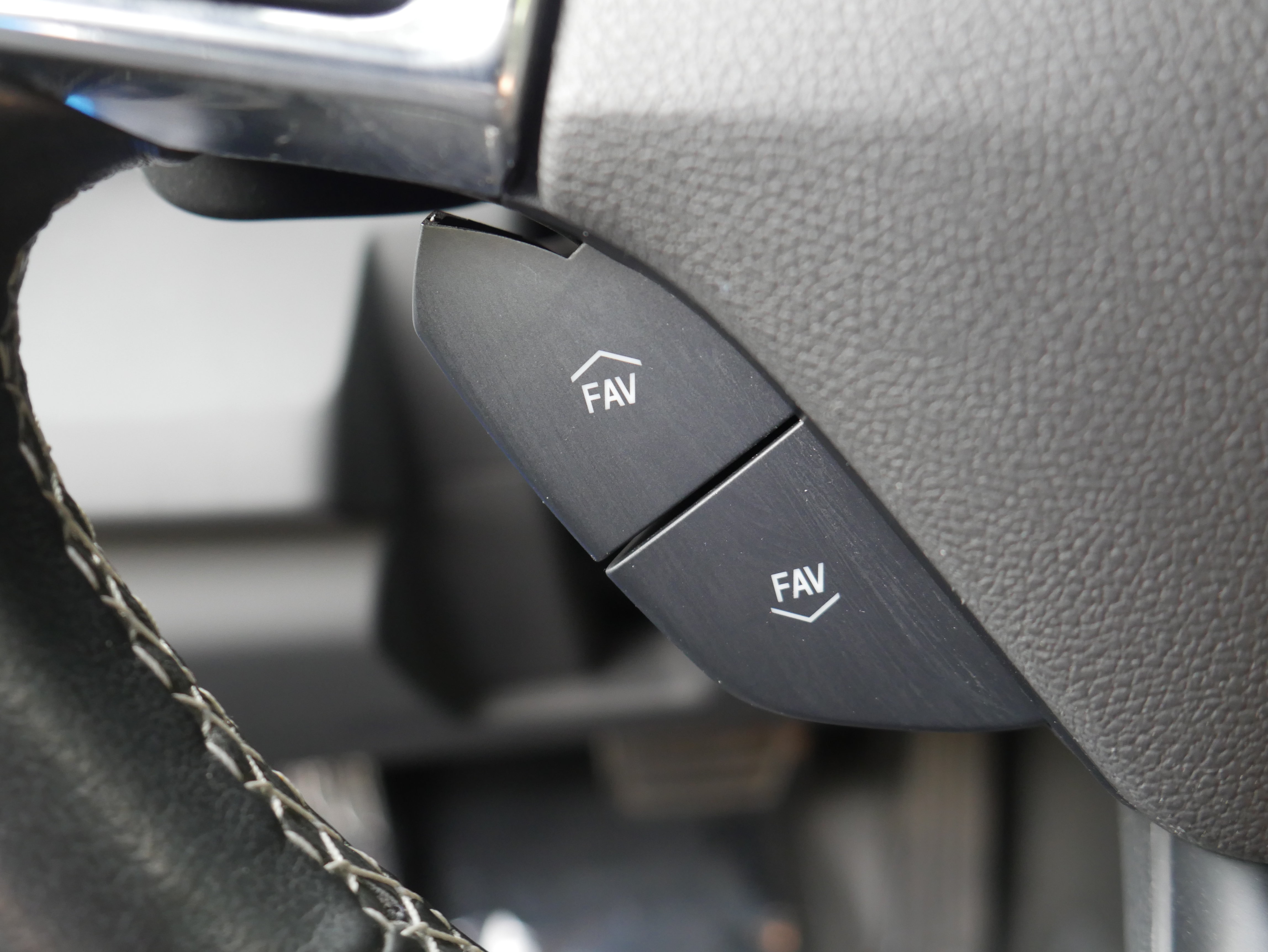 Used 2023 Chevrolet Camaro LT RWD image 23