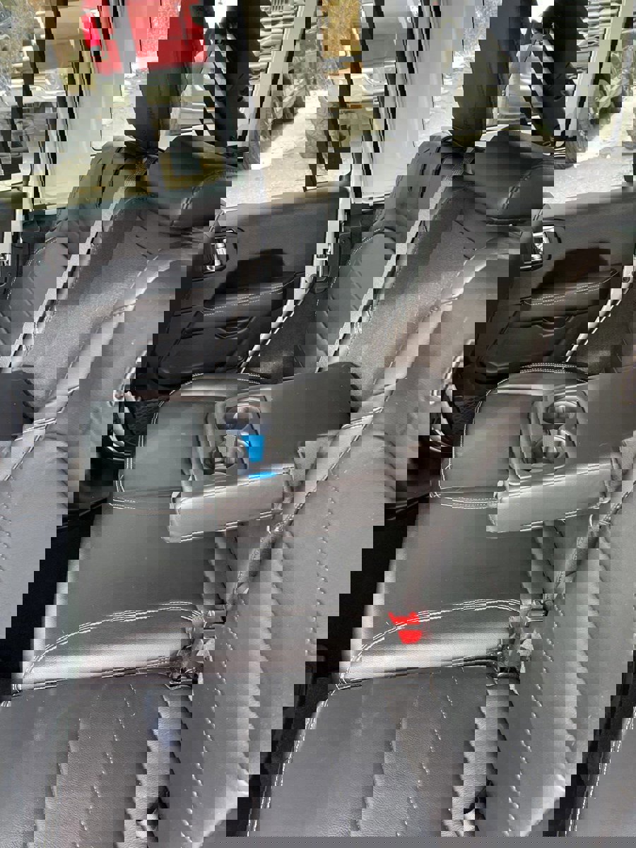 Used 2023 Jeep Wrangler Sahara image 10