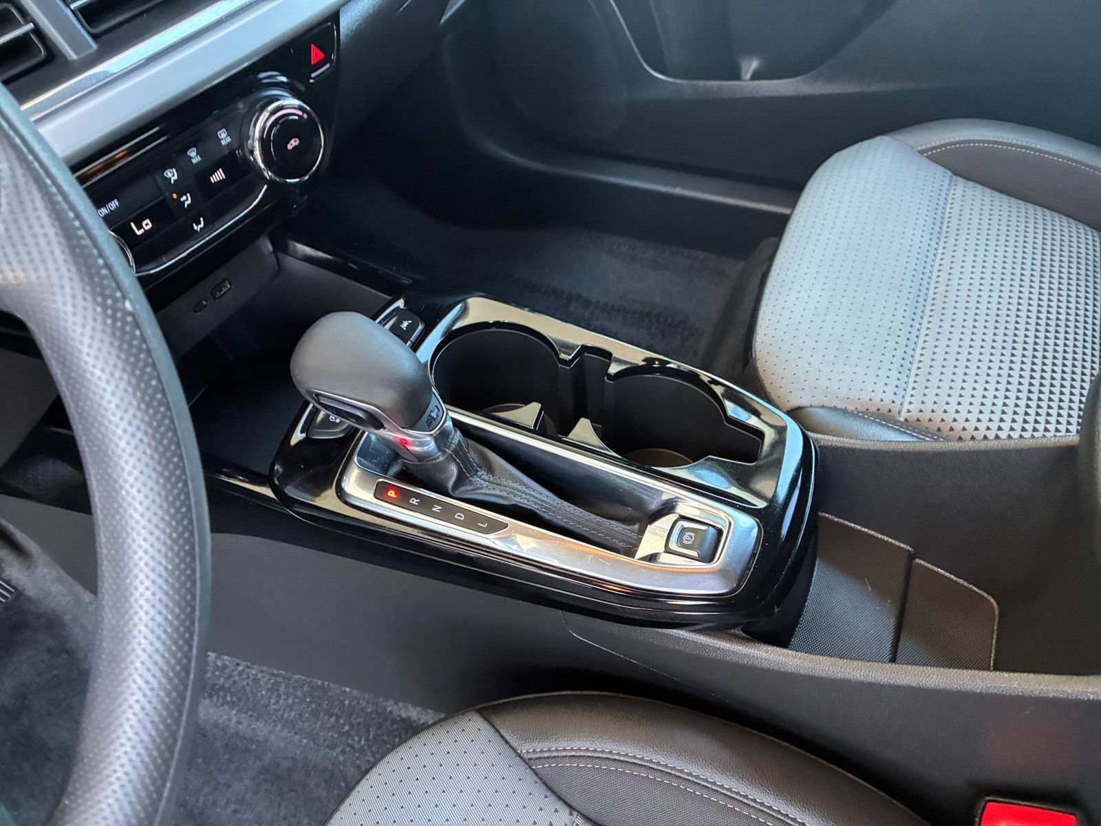 Used 2025 Chevrolet Trax LT image 42