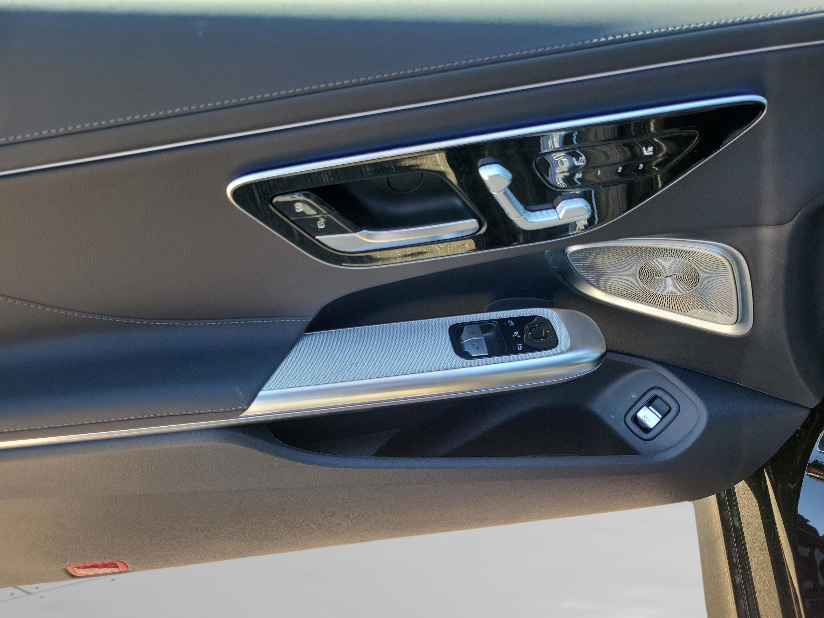 Certified 2026 Mercedes-Benz CLE 300 4MATIC Coupe image 6