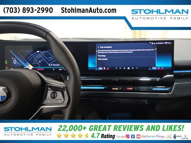 Used 2024 BMW 530i xDrive w/ Premium Package image 17