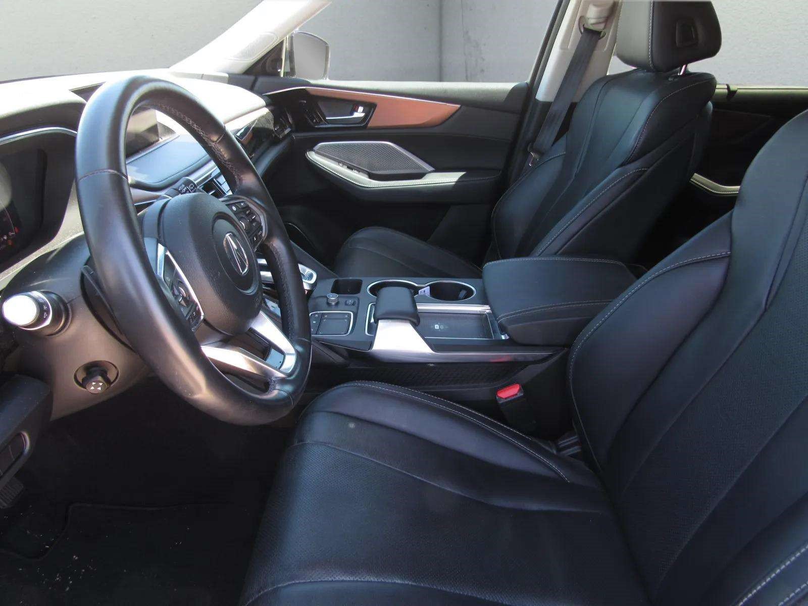 Certified 2022 Acura MDX w/ Technology Package FWD image 16