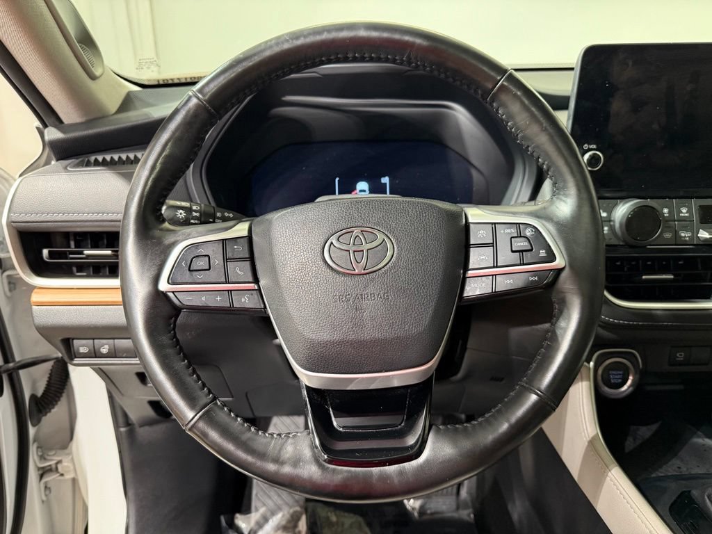Certified 2024 Toyota Grand Highlander AWD image 25