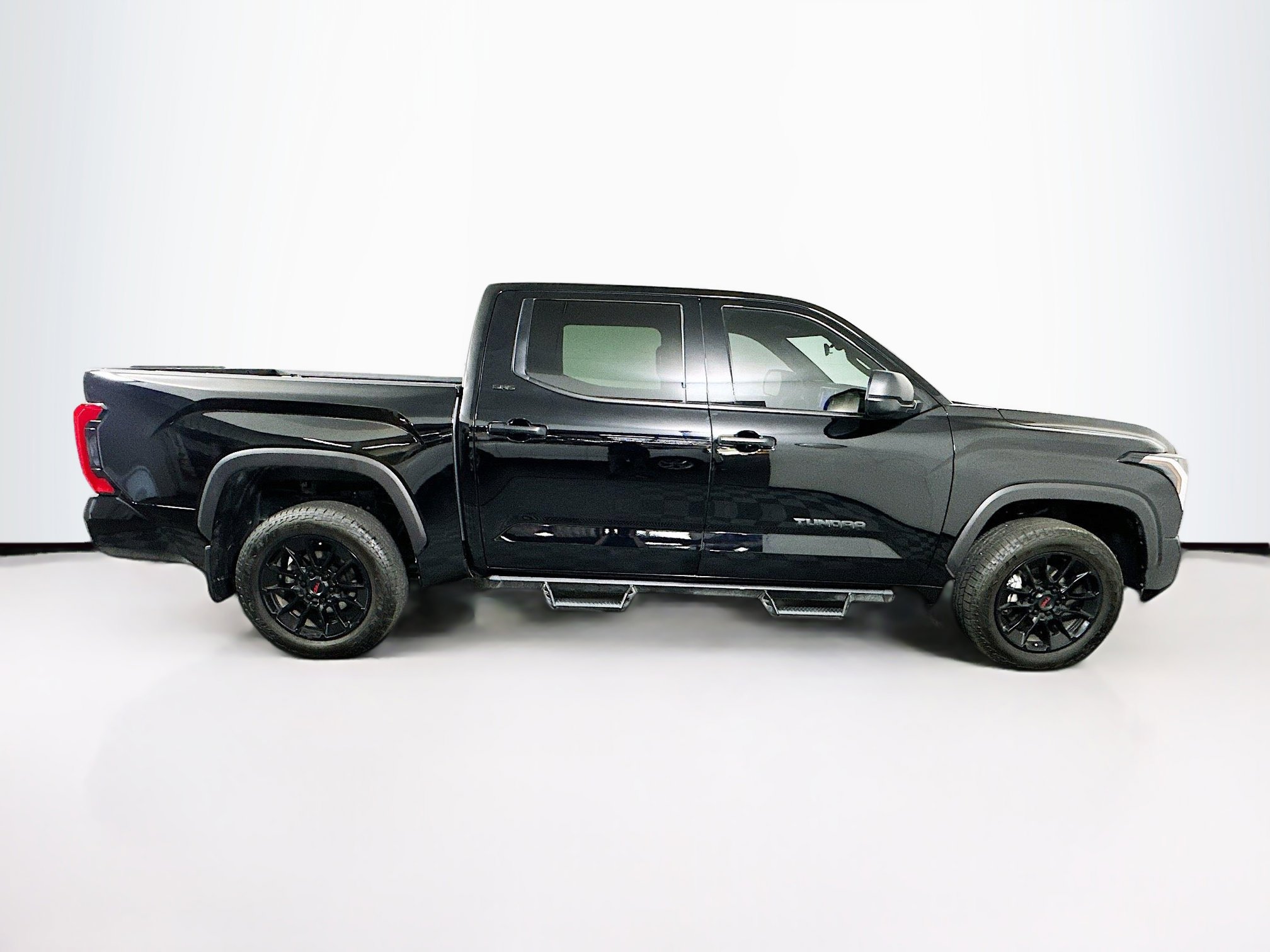 Used 2025 Toyota Tundra SR5 image 10