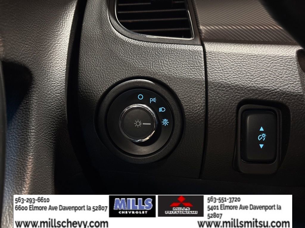 Used 2014 Ford Taurus SHO w/ Equipment Group 401A image 24