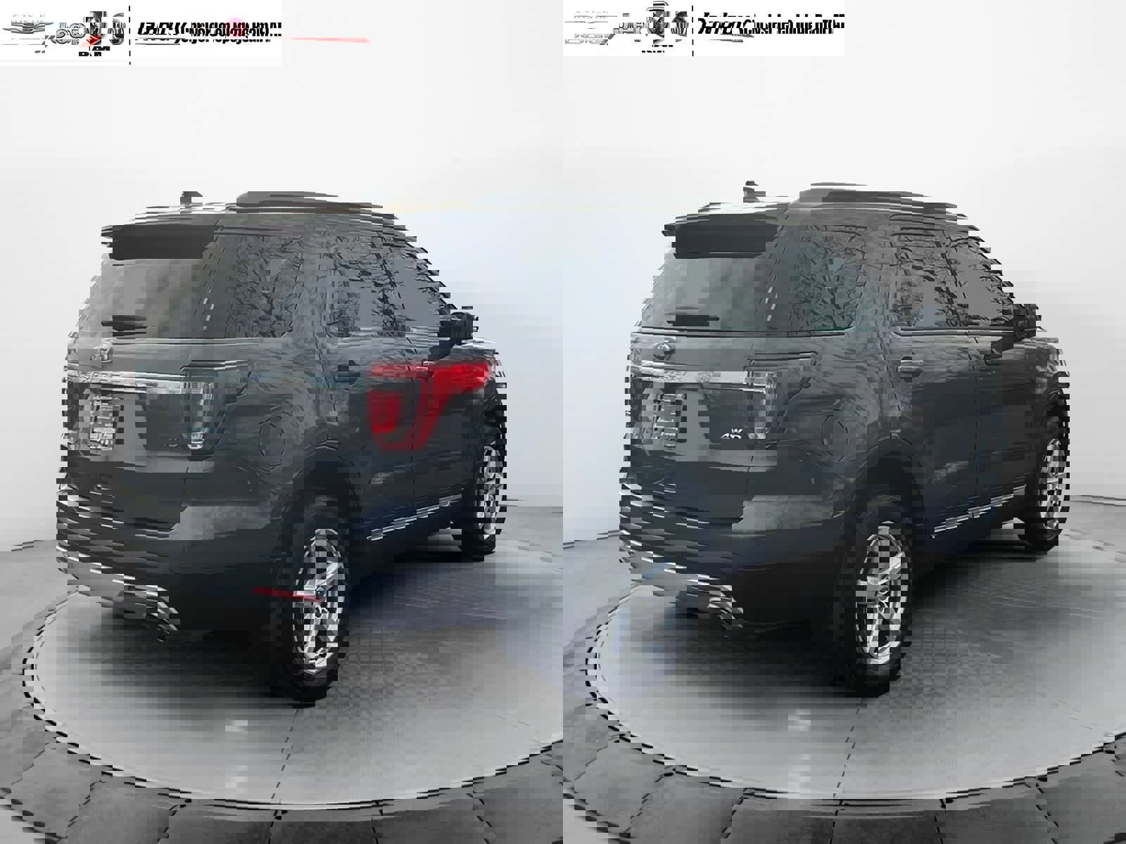 Used 2016 Ford Explorer XLT w/ Equipment Group 202A image 6