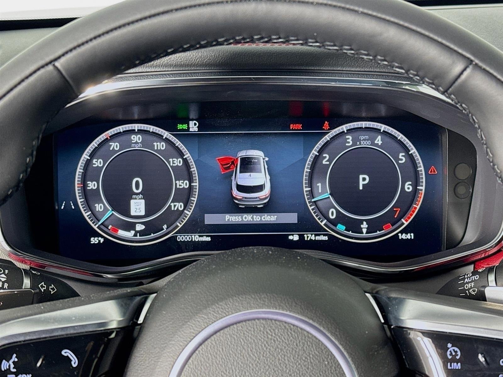 Used 2026 Jaguar F-PACE R-Dynamic S AWD/4WD image 13