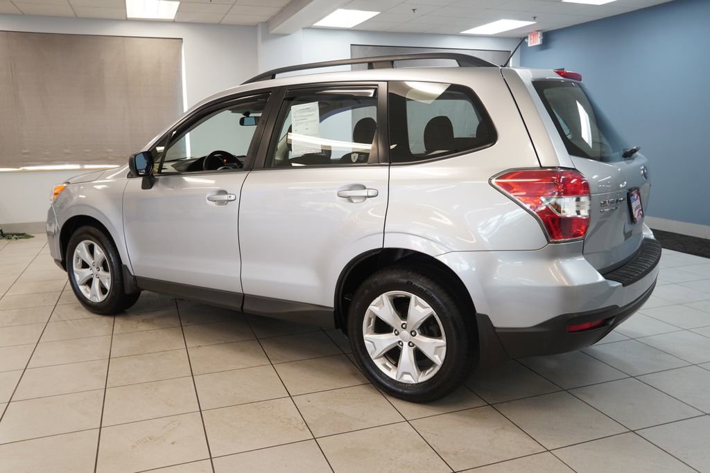 Used 2015 Subaru Forester 2.5i w/ Alloy Wheel Package AWD/4WD image 7