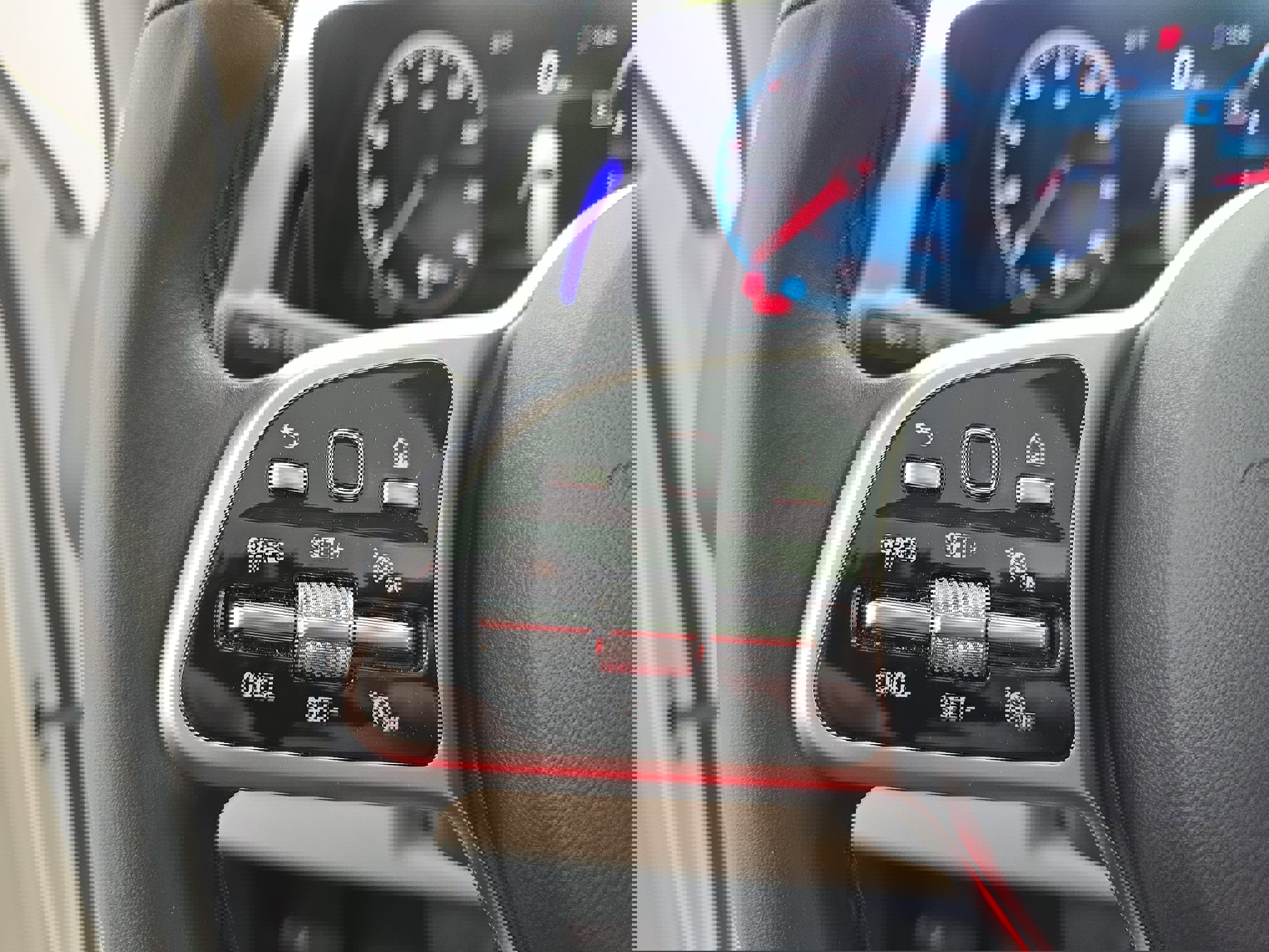 Certified 2023 Mercedes-Benz GLB 250 4MATIC image 18