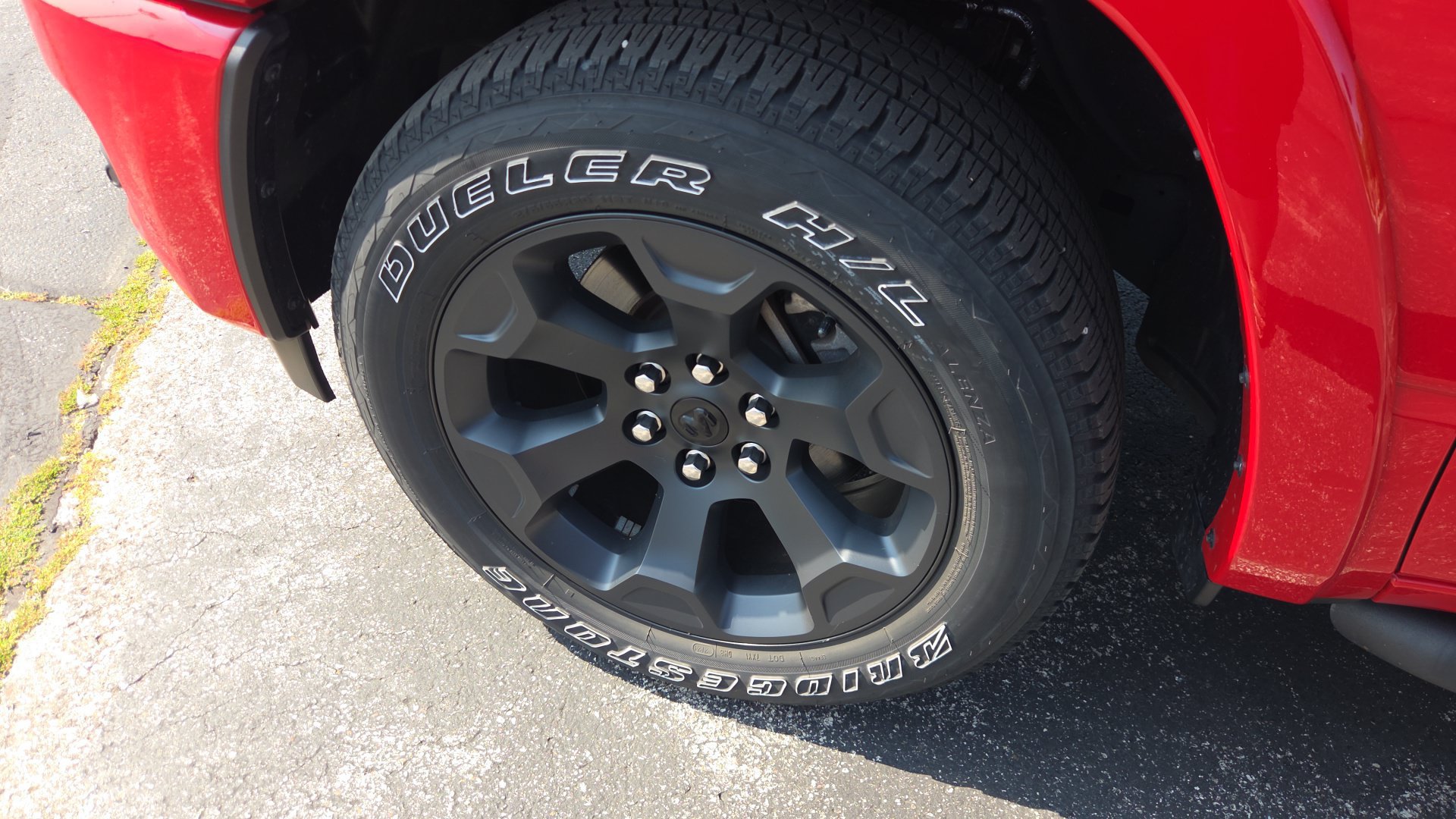 Used 2025 RAM 1500 Big Horn AWD/4WD image 5