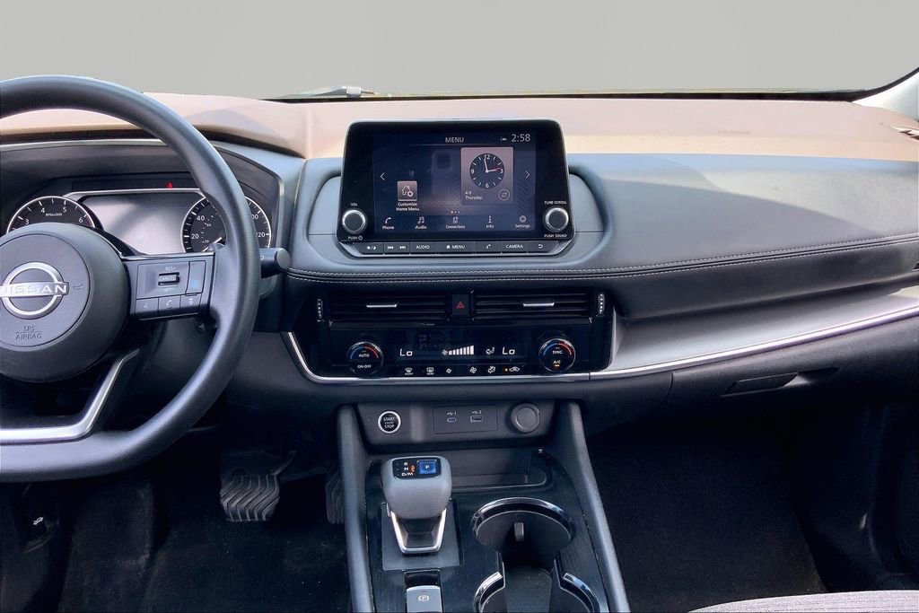 Used 2022 Nissan Rogue SV AWD/4WD image 9