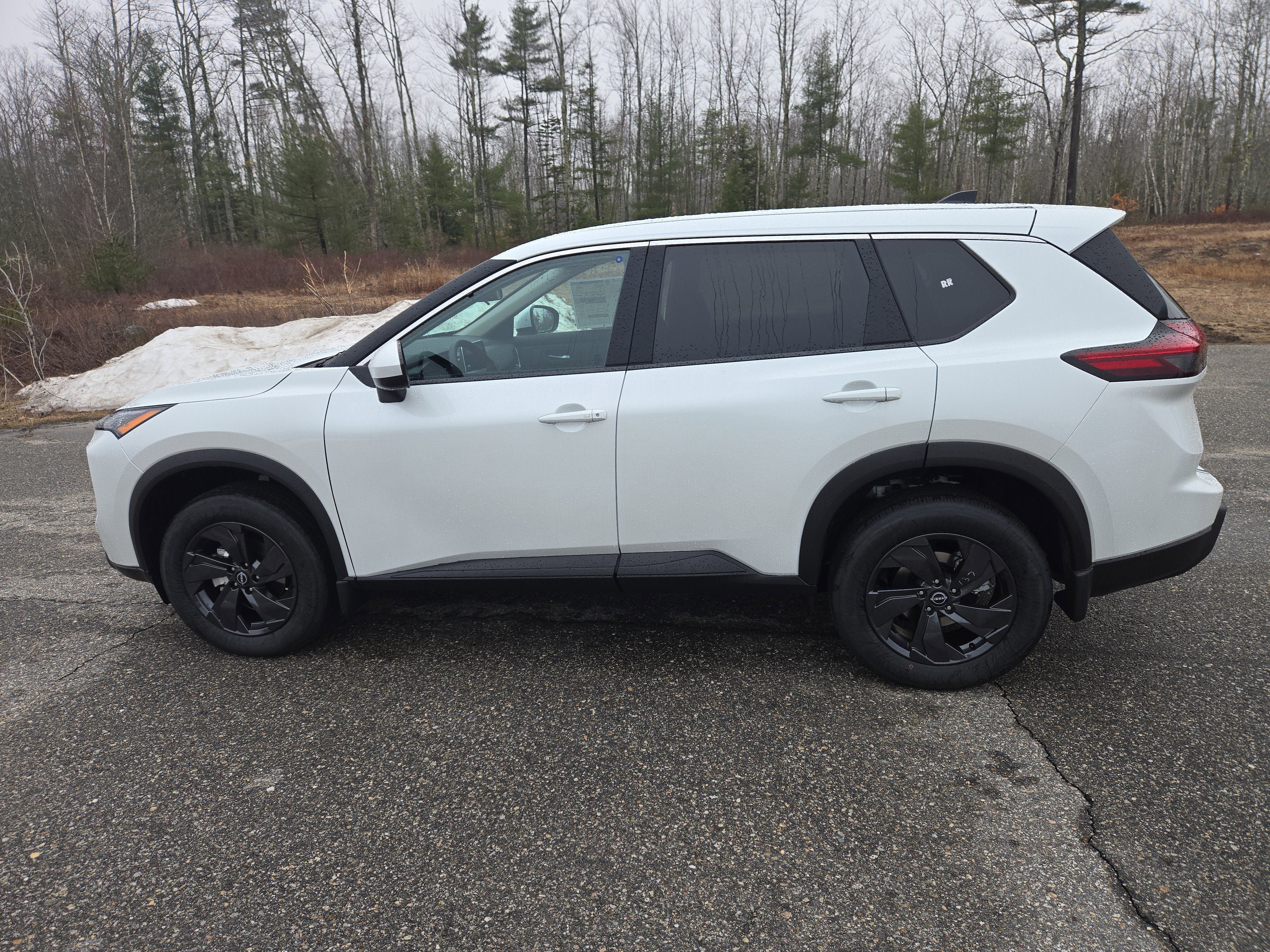 New 2026 Nissan Rogue SV image 2