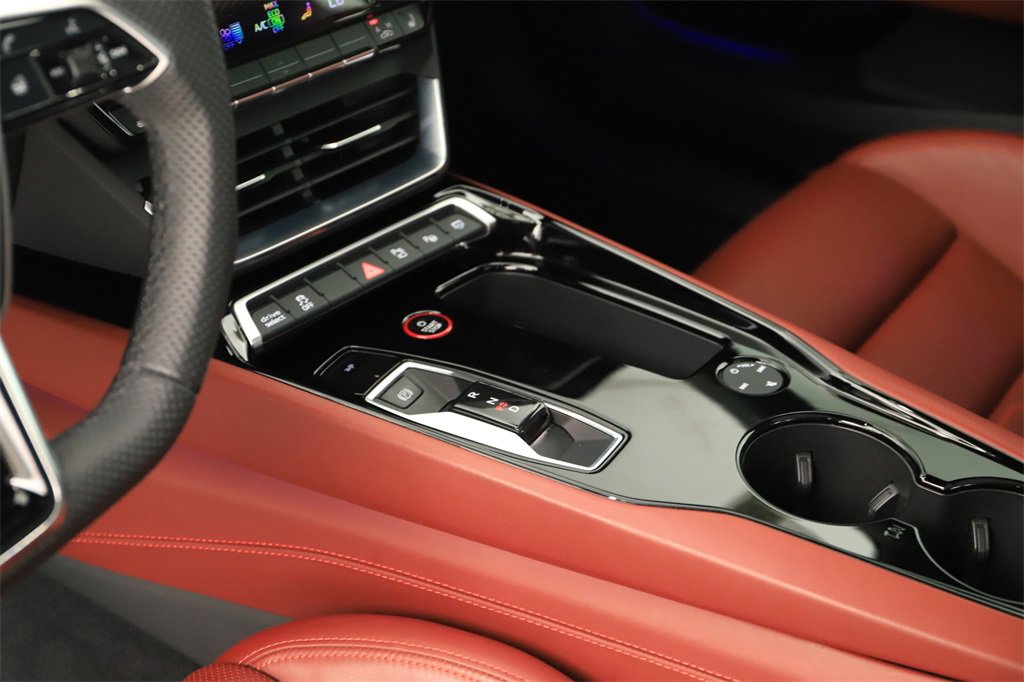 Certified 2024 Audi e-tron GT Prestige image 17