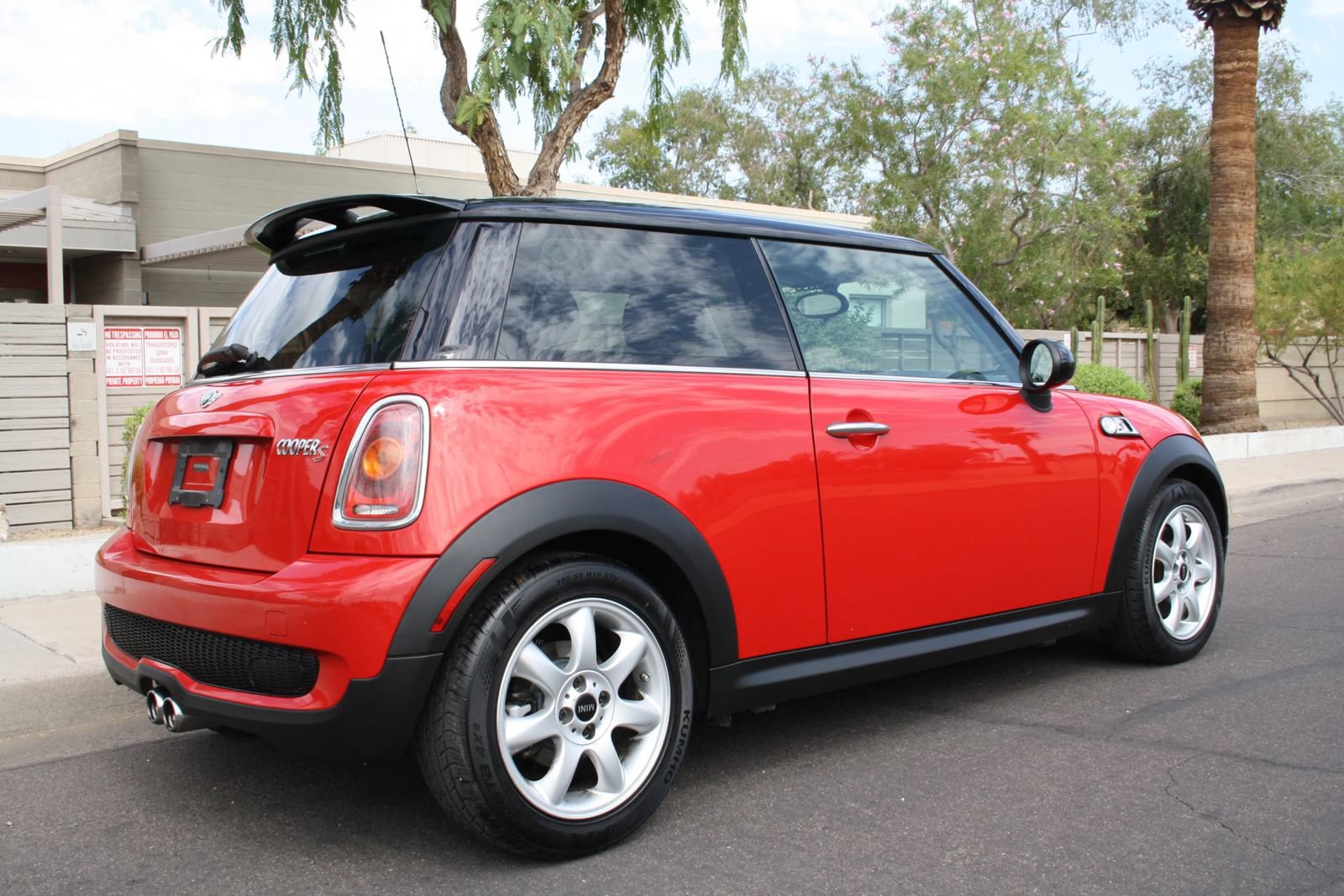 Used 2010 MINI Cooper S FWD image 3