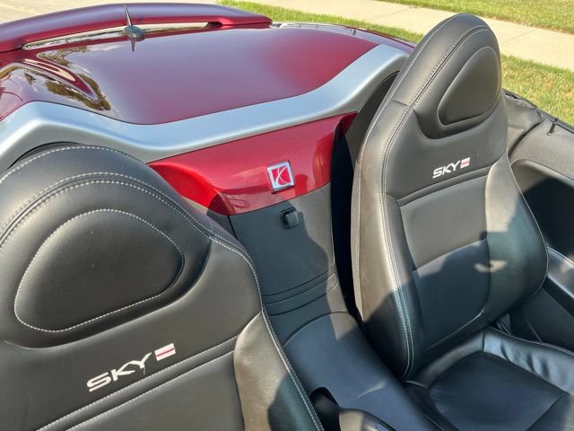 Used 2009 Saturn Sky Red Line RWD image 20