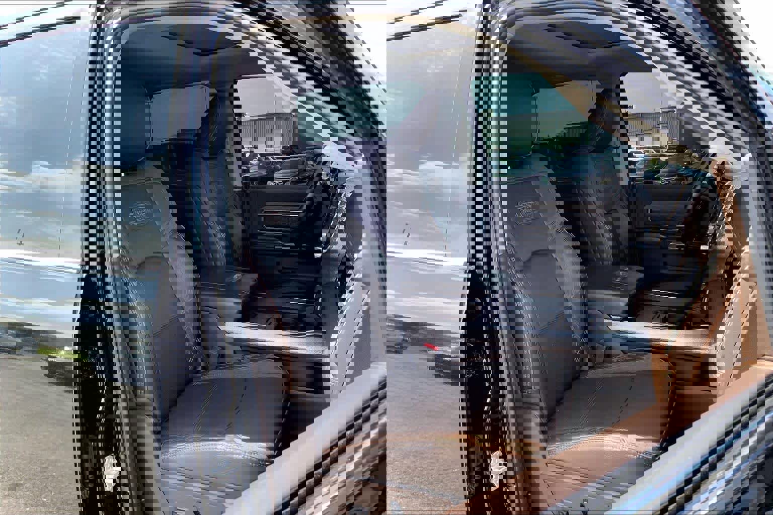 Used 2025 RAM 2500 Limited image 9