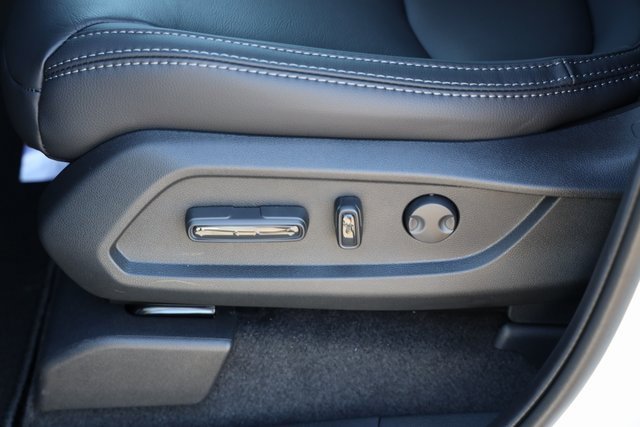 New 2025 Honda Pilot Touring image 16