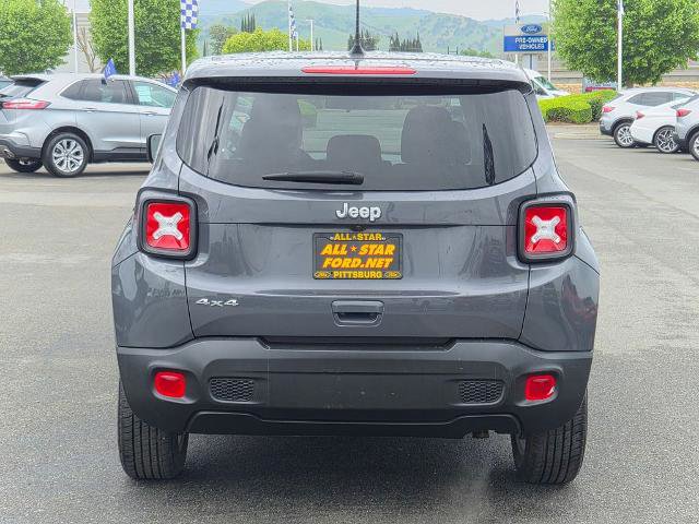 Used 2023 Jeep Renegade Latitude image 5