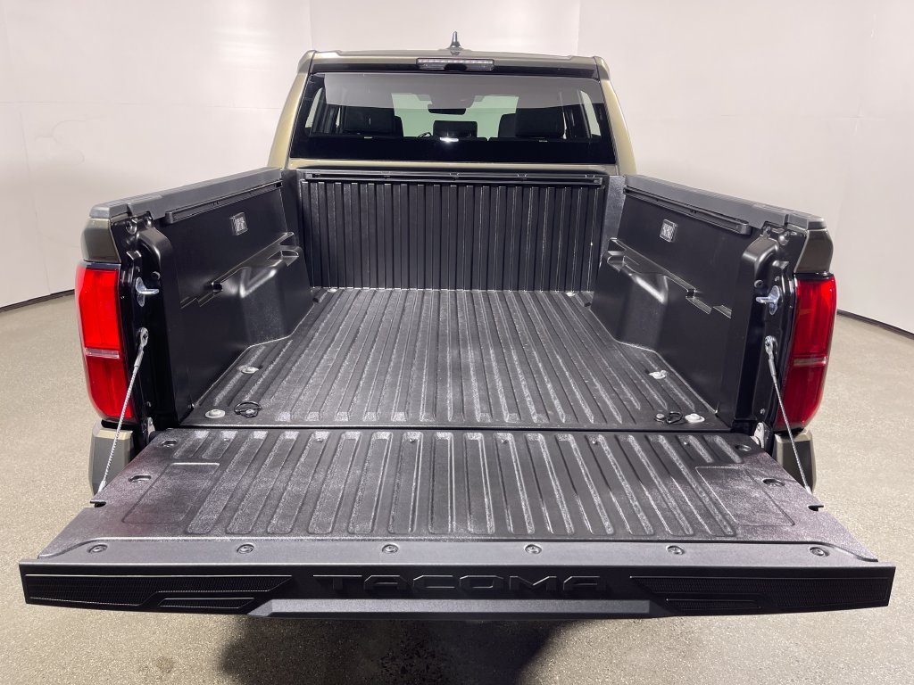 New 2026 Toyota Tacoma TRD Off-Road AWD/4WD image 10