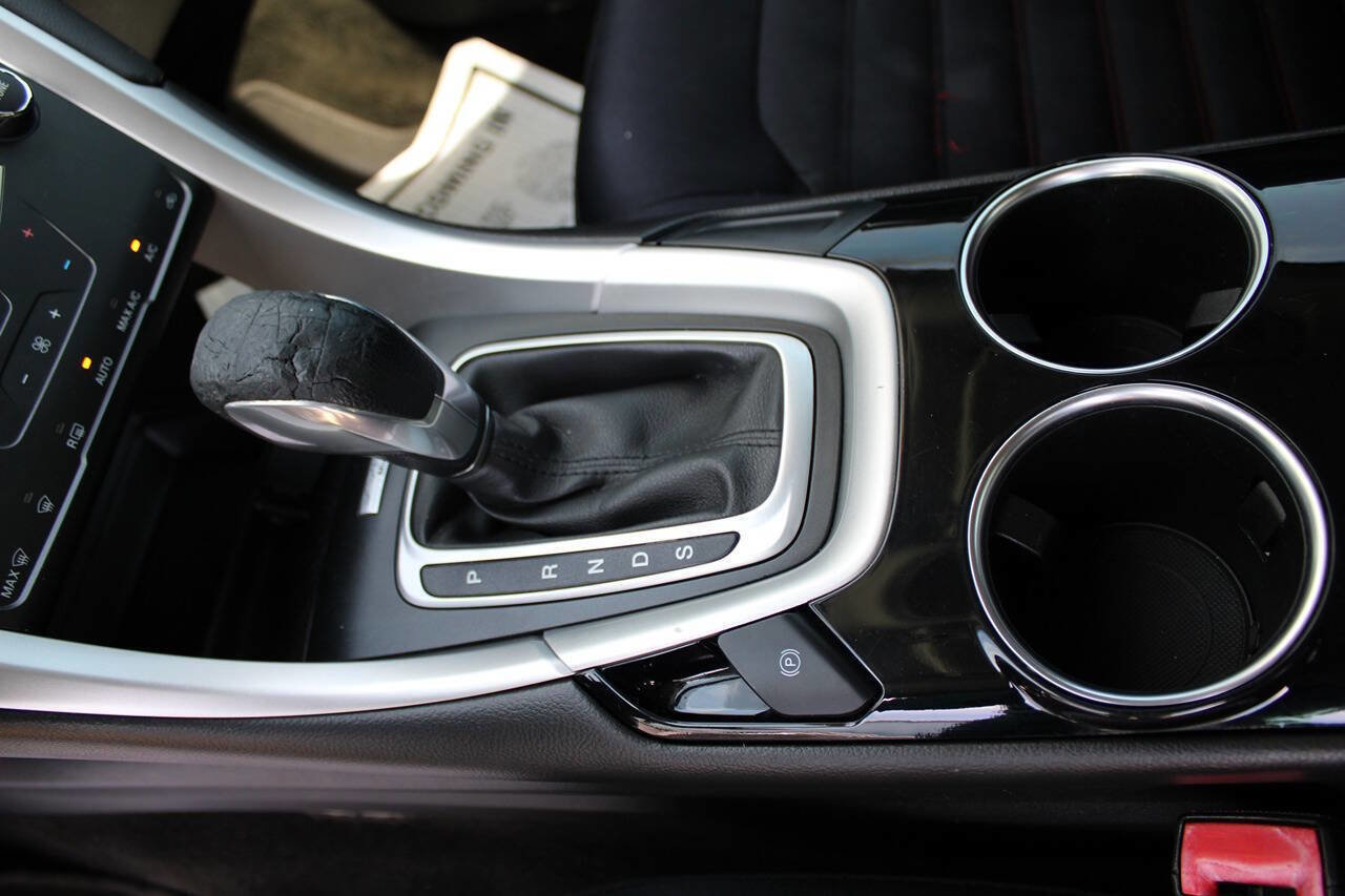 Used 2013 Ford Fusion SE image 22