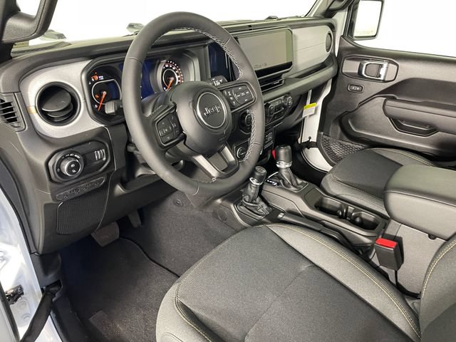 New 2026 Jeep Gladiator Sport AWD/4WD image 3